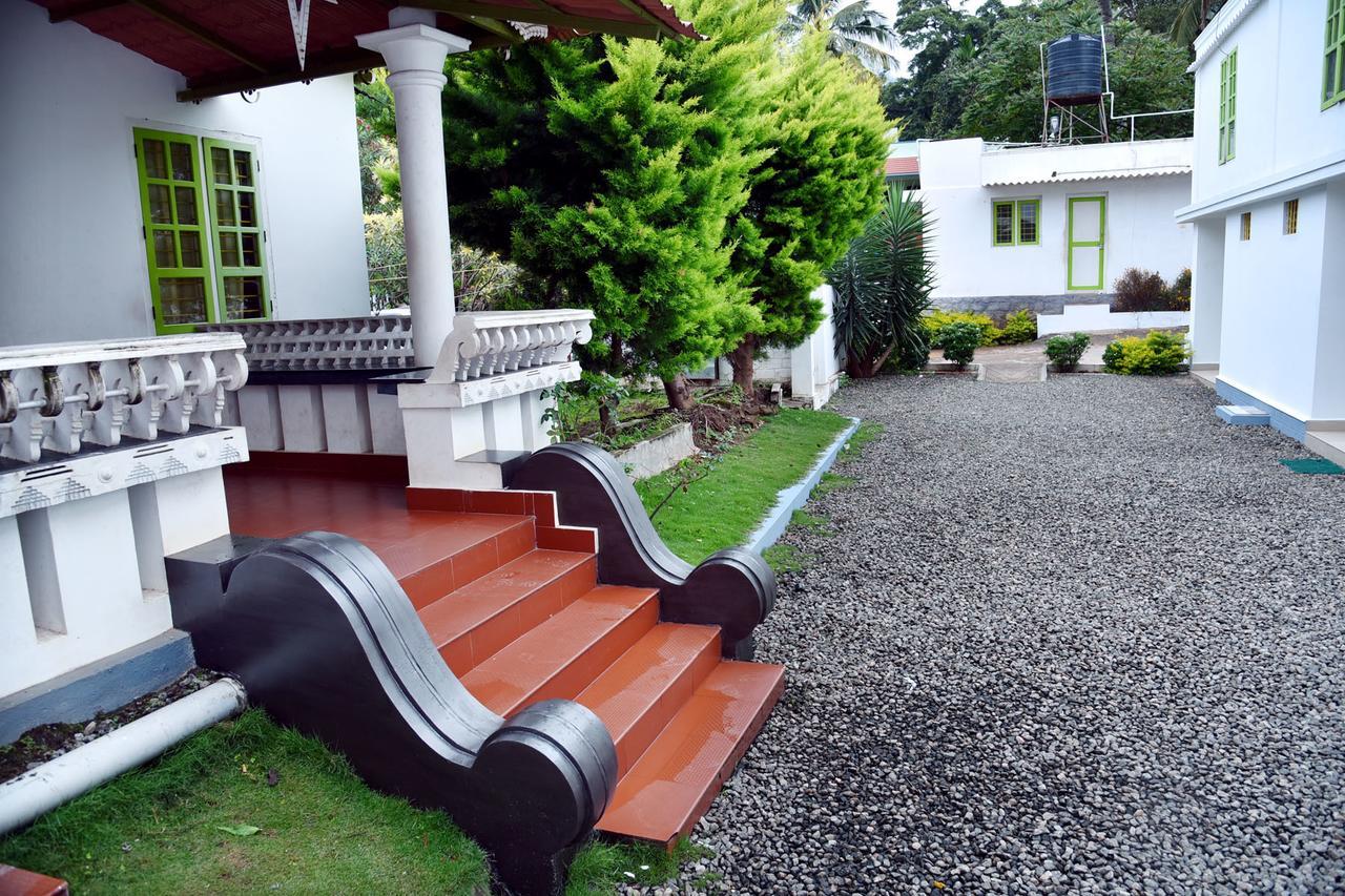 Marayoor Holidays Maraiyur Экстерьер фото