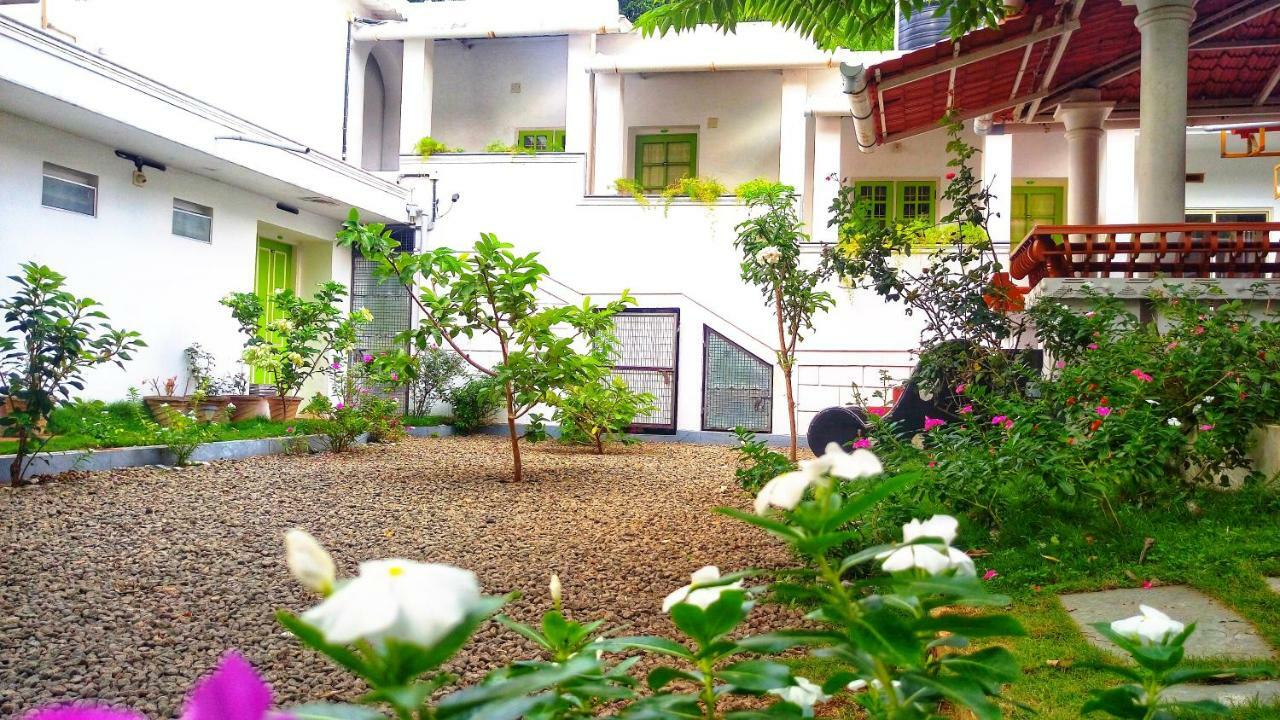 Marayoor Holidays Maraiyur Экстерьер фото