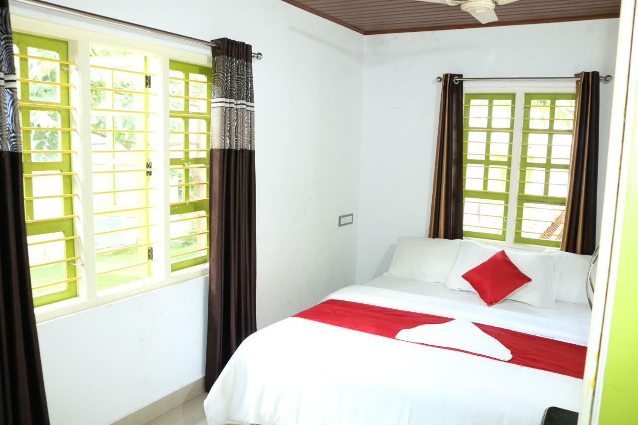 Marayoor Holidays Maraiyur Экстерьер фото